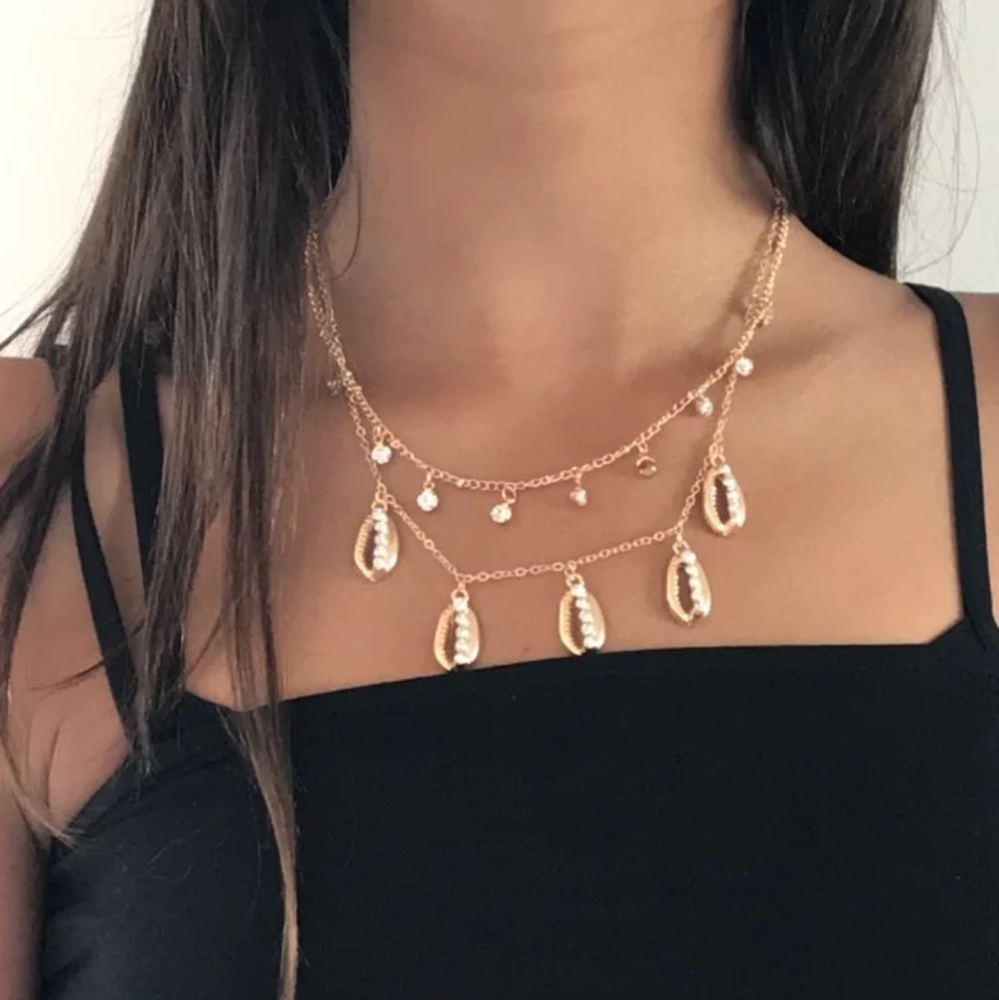 Rhinestone Conch Cowrie Shell Lariat Layer Necklace - Picture 3 of 5